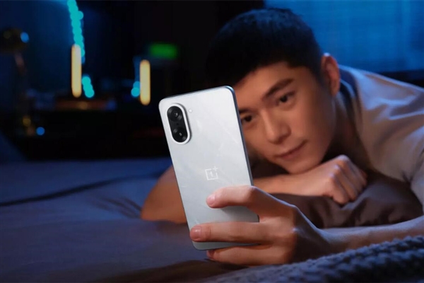 1529.15元起！一图了解一加Ace 5至尊系列：同档性能之王