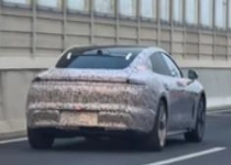 鸿蒙智行尚界Z7实车曝光：设计和保时捷“心有灵犀”