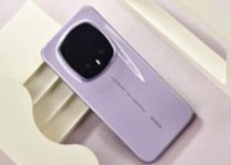 荣耀Magic8 RSR保时捷上手：超跑设计与顶级配置合二为一