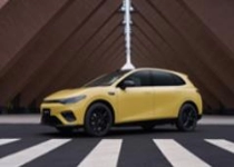 年轻人的第一辆纯电钢炮！零跑Lafa5上市：限时9.28万起