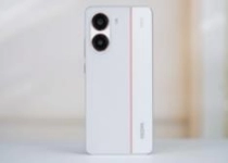 REDMI Turbo 5 Pro入网：首次搭载天玑9系旗舰芯！同档最强