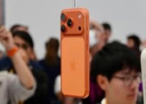 iPhone Air突降2500元 中国果粉不干了：喊话苹果退差价