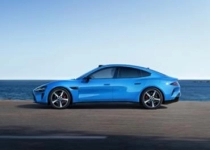 力压Model 3！小米SU7登顶20万+纯电年度销量第一